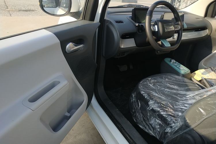 Used CHANGAN Lumin 2024 130km Qingyue Version Interior 3