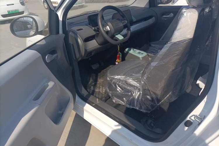 Used CHANGAN Lumin 2024 130km Qingyue Version Interior 3