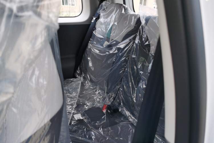 Used CHANGAN Lumin 2024 130km Qingyue Version Interior 4