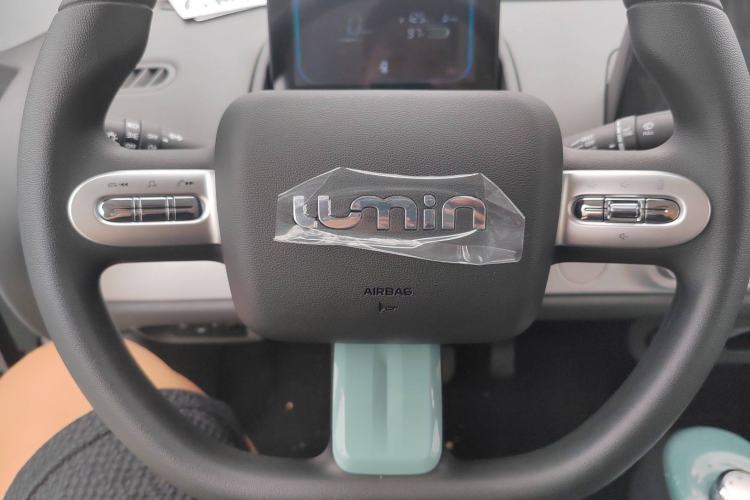 Used CHANGAN Lumin 2024 130km Qingyue Version Interior 4