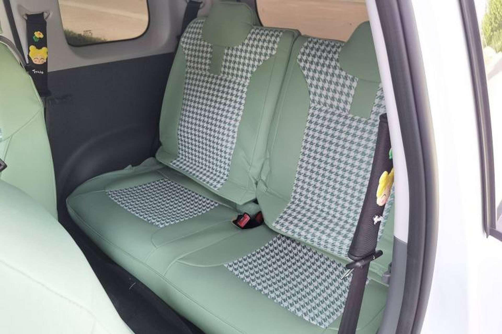 Used CHANGAN Lumin 2024 130km Qingyue Version Interior 4