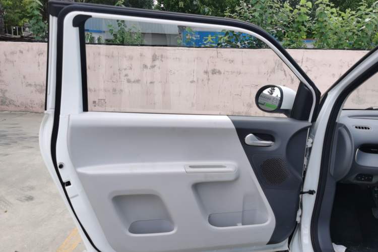 Used CHANGAN Lumin 2024 130km Qingyue Version Interior 7