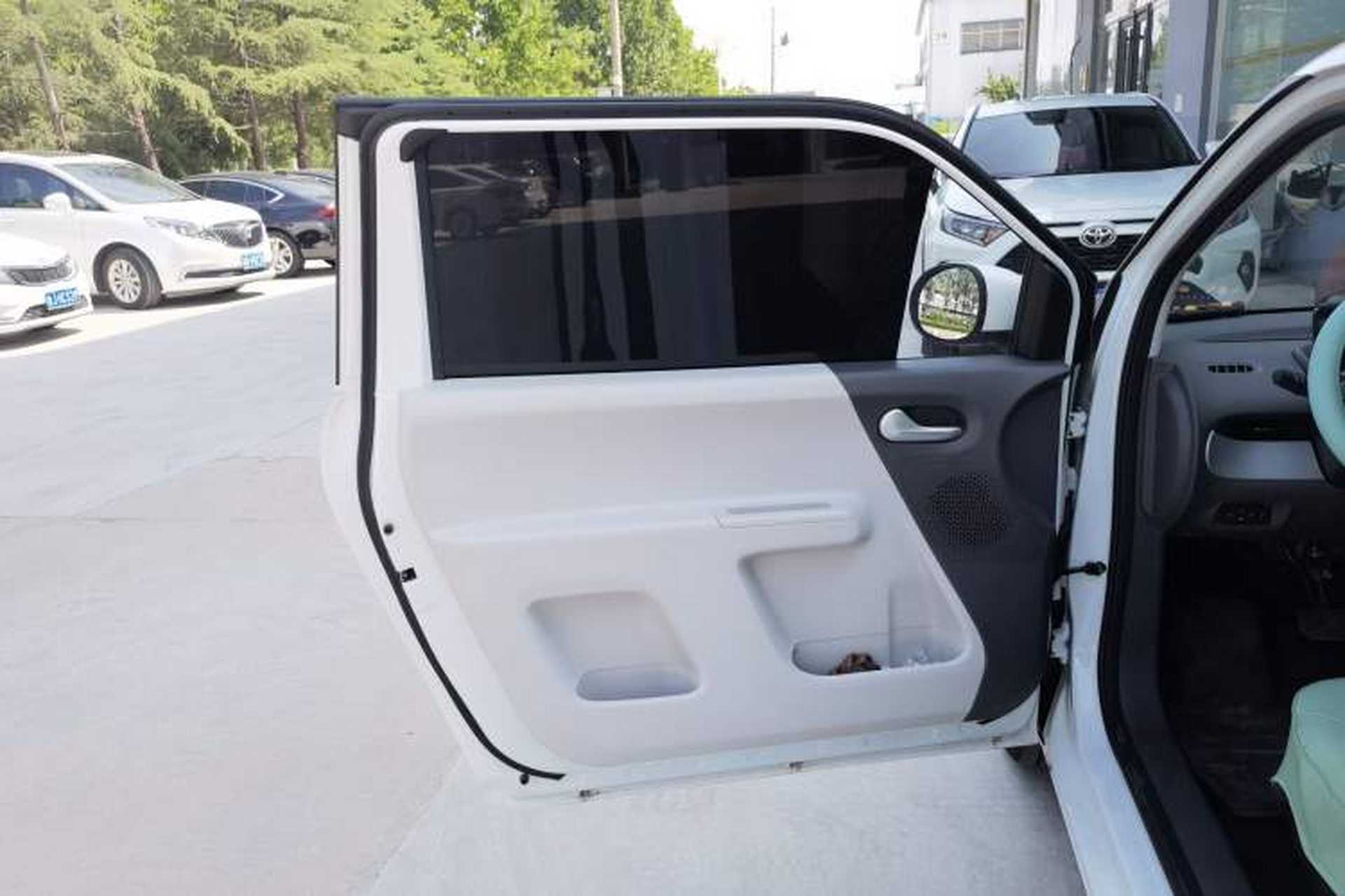 Used CHANGAN Lumin 2024 130km Qingyue Version Interior 7