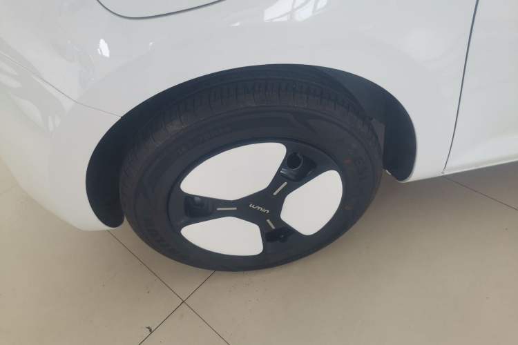 Used CHANGAN Lumin 2024 130km Qingyue Version Left Front Wheel Hub