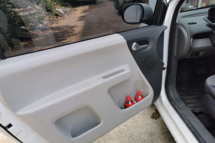 Used CHANGAN Lumin 2024 130km Qingyue Version Left Rear Door Interior