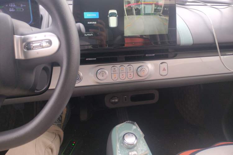 Used CHANGAN Lumin 2024 205km Launch Edition Audio And AC Panel