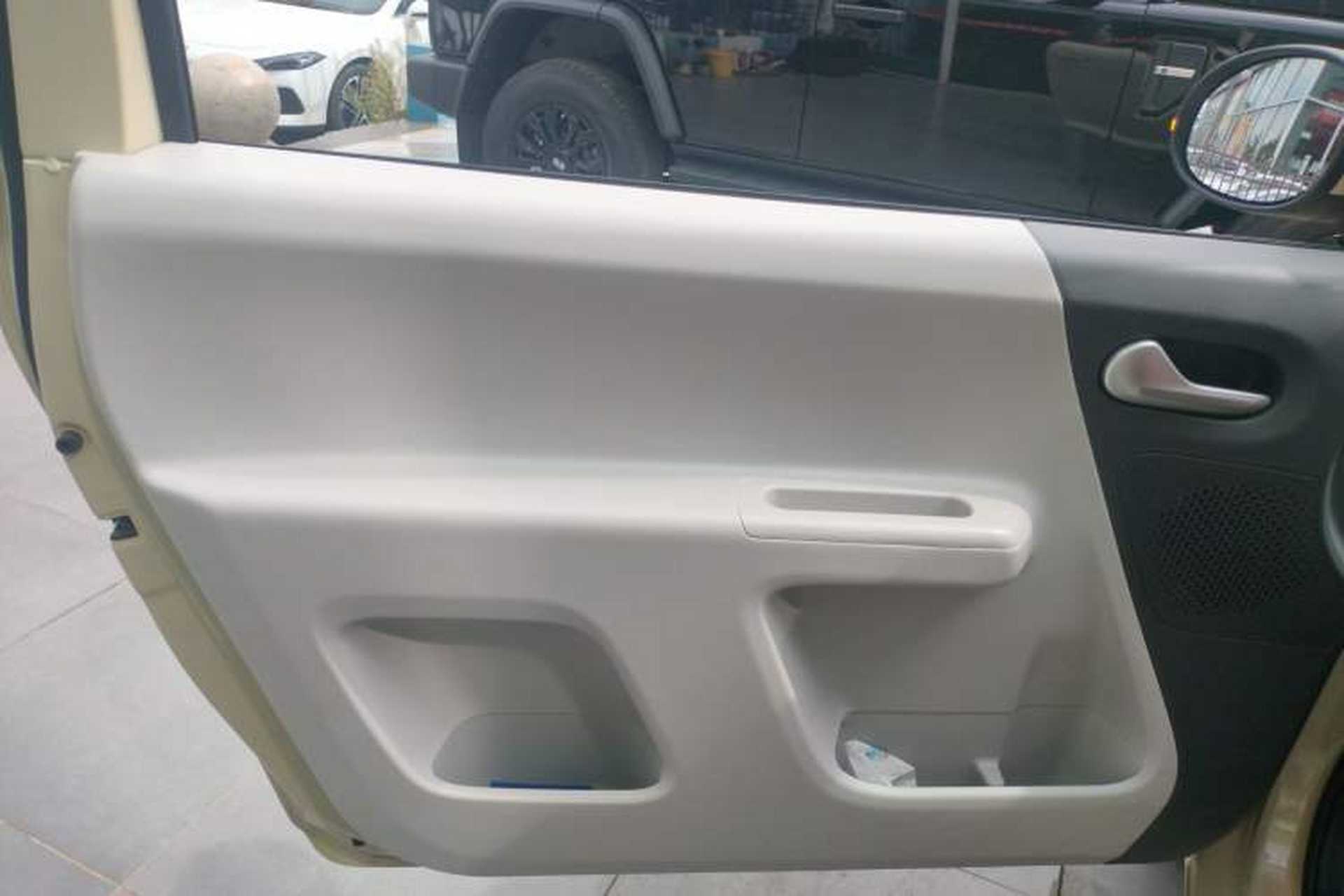 Used CHANGAN Lumin 2024 205km Launch Edition Left Front Door Interior