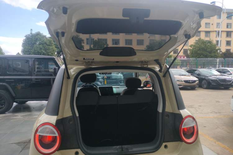 Used CHANGAN Lumin 2024 205km Launch Edition Trunk