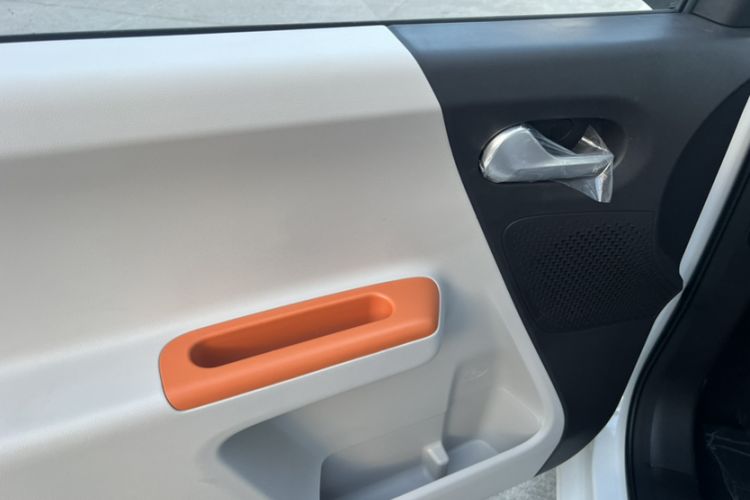 Used CHANGAN Lumin 2025 301km Honey Dew Edition Audio And AC Panel