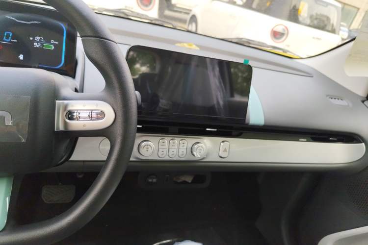 Used CHANGAN Lumin 2025 205 km Xiangqin Version Audio And AC Panel