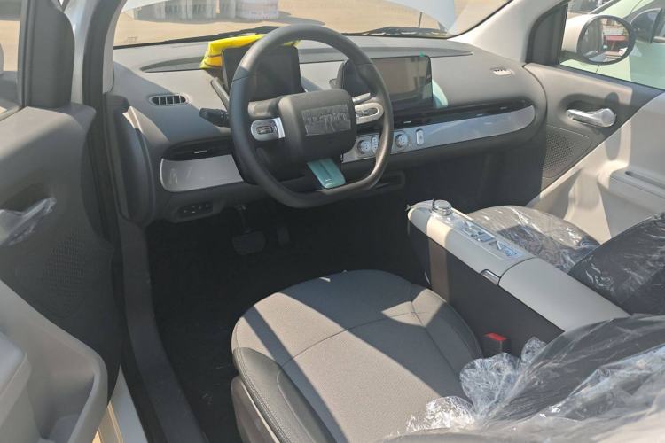 Used CHANGAN Lumin 2025 205 km Xiangqin Version Center Console