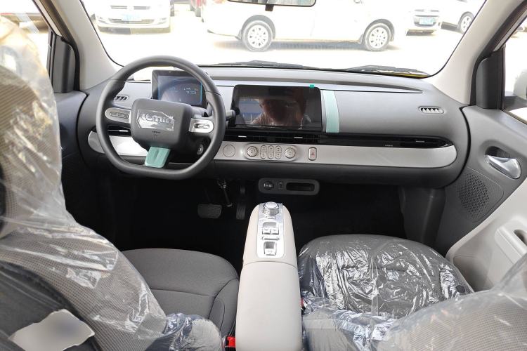 Used CHANGAN Lumin 2025 205 km Xiangqin Version Center Console