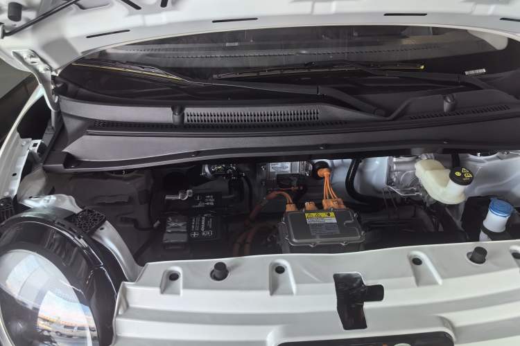 Used CHANGAN Lumin 2025 205 km Xiangqin Version Engine Bay