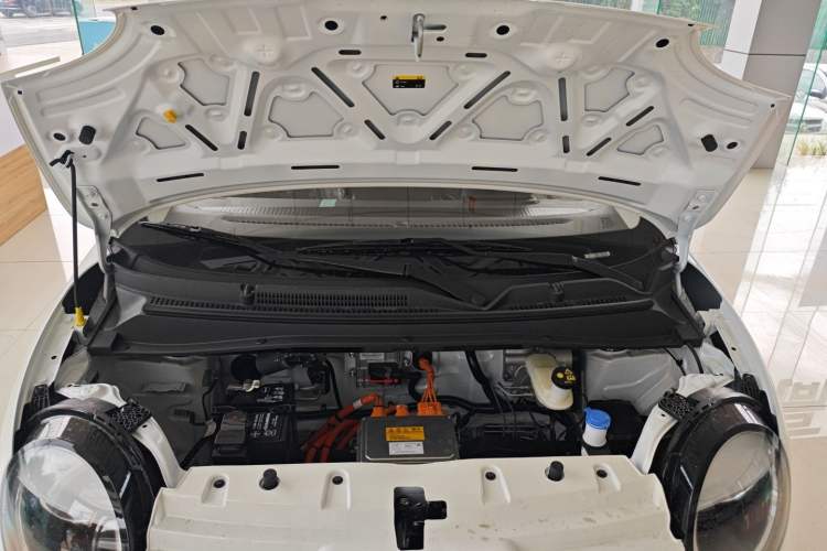 Used CHANGAN Lumin 2025 205 km Xiangqin Version Engine Bay