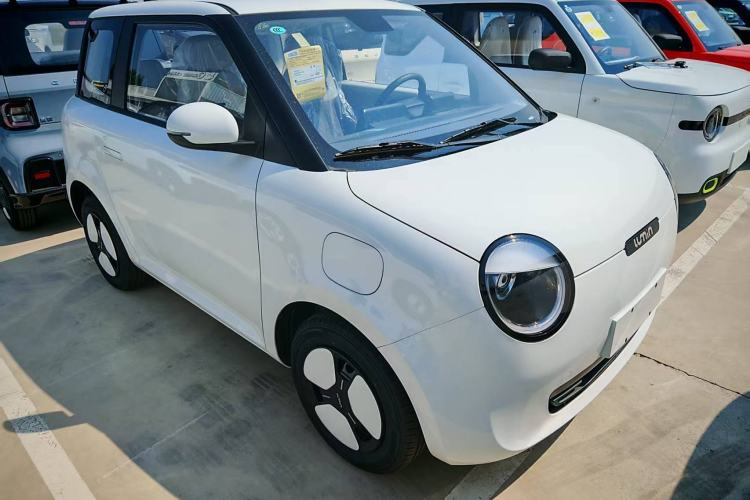 Used CHANGAN Lumin 2025 205 km Xiangqin Version Exterior 1