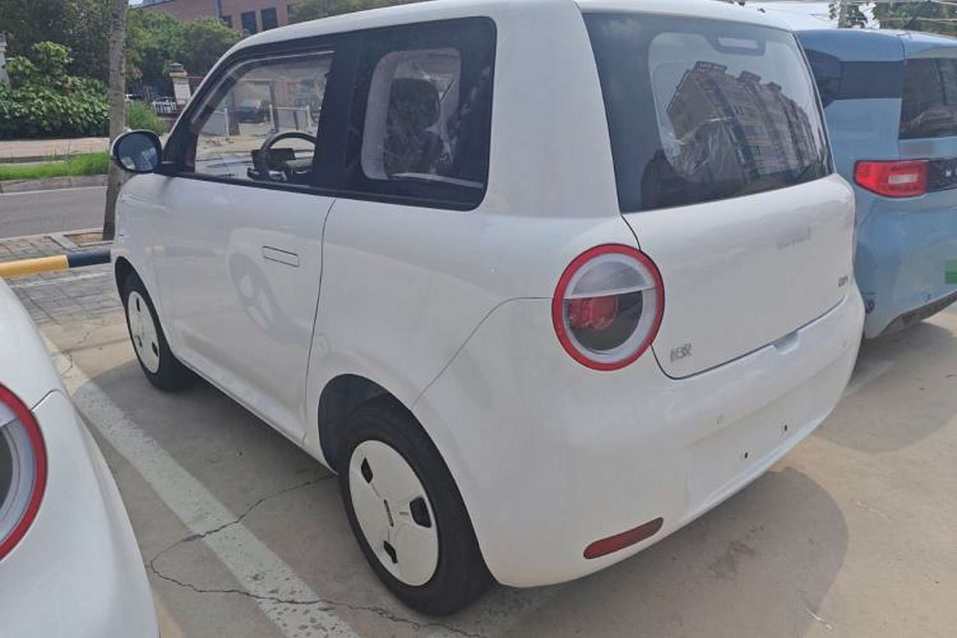 Used CHANGAN Lumin 2025 205km Refreshing Edition Exterior 5
