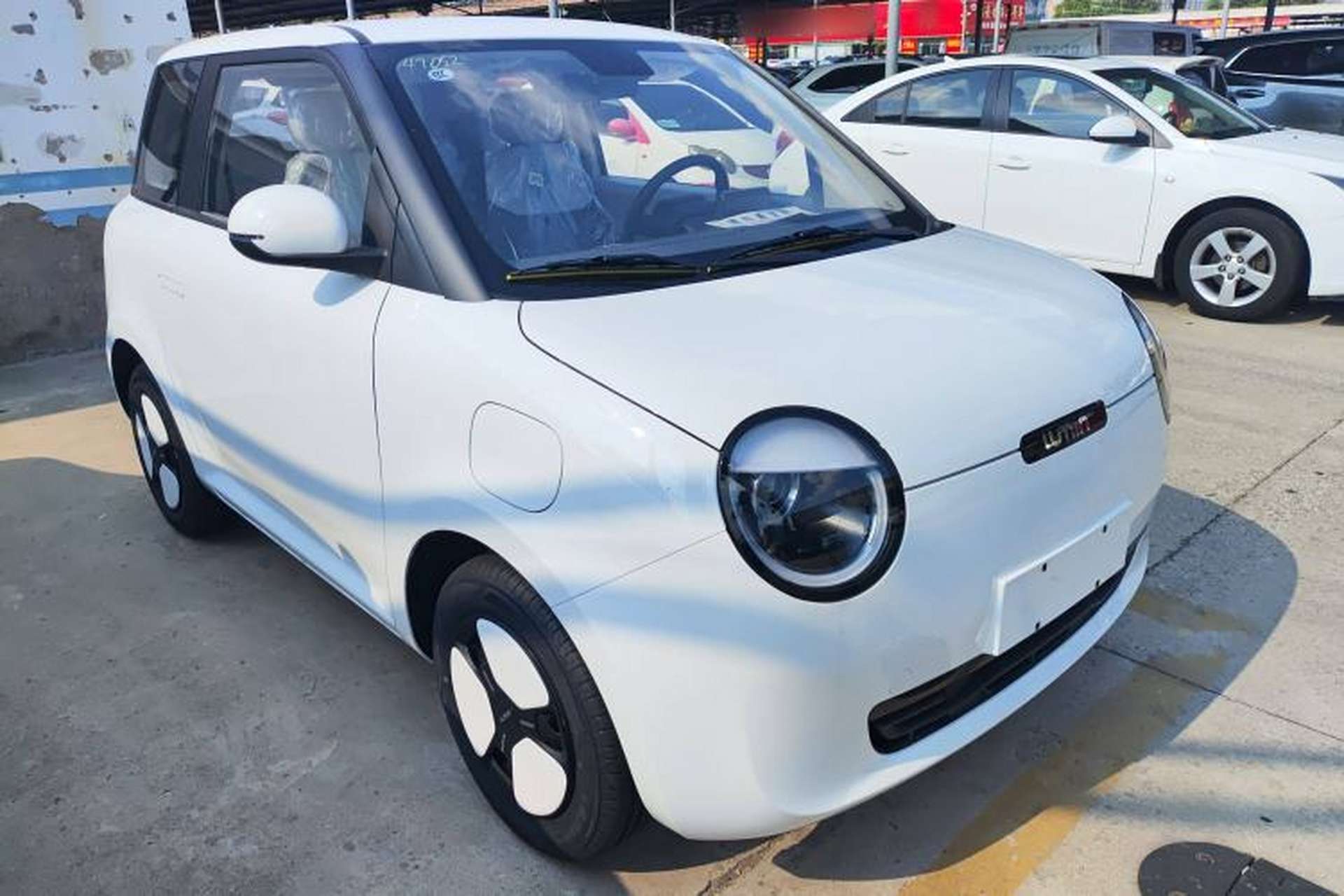 Used CHANGAN Lumin 2025 205km Refreshing Edition Front Right 45 Deg