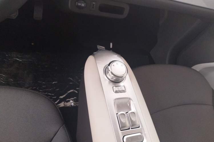 Used CHANGAN Lumin 2025 205 km Xiangqin Version Gear Lever