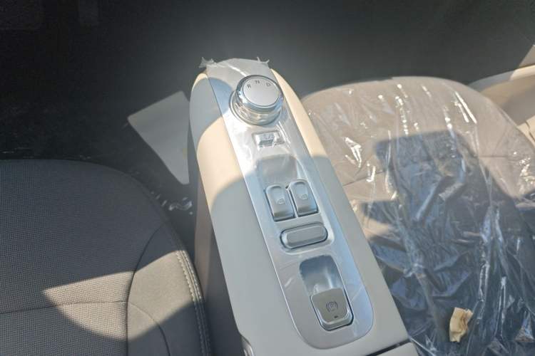 Used CHANGAN Lumin 2025 205 km Xiangqin Version Gear Lever