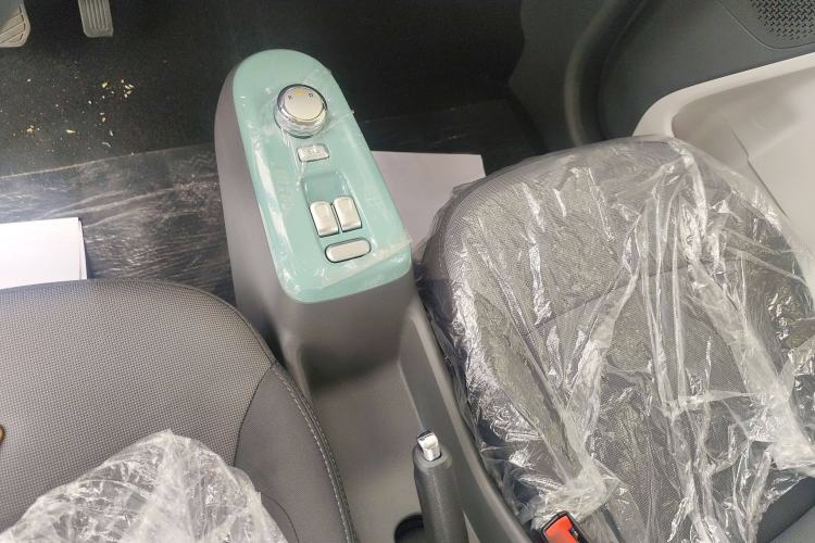 Used CHANGAN Lumin 2025 205km Refreshing Edition Gear Lever