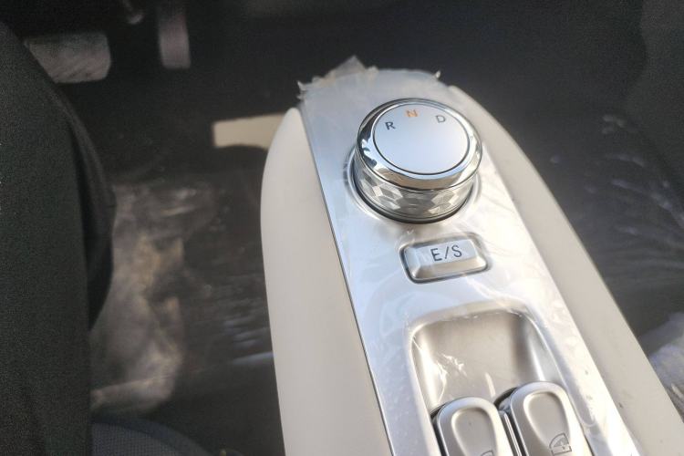 Used CHANGAN Lumin 2025 205 km Xiangqin Version Gear Lever