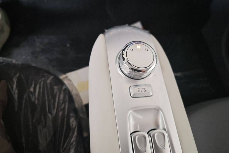 Used CHANGAN Lumin 2025 205 km Xiangqin Version Gear Lever