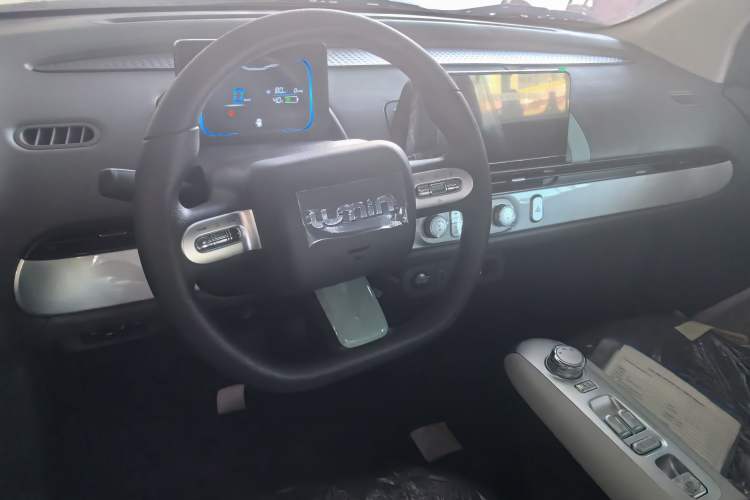 Used CHANGAN Lumin 2025 205 km Xiangqin Version Instrument Cluster