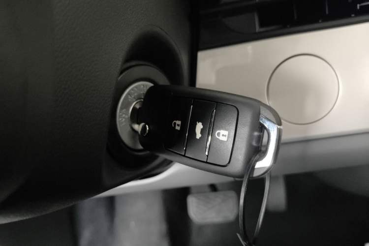 Used CHANGAN Lumin 2025 205 km Xiangqin Version Interior 1
