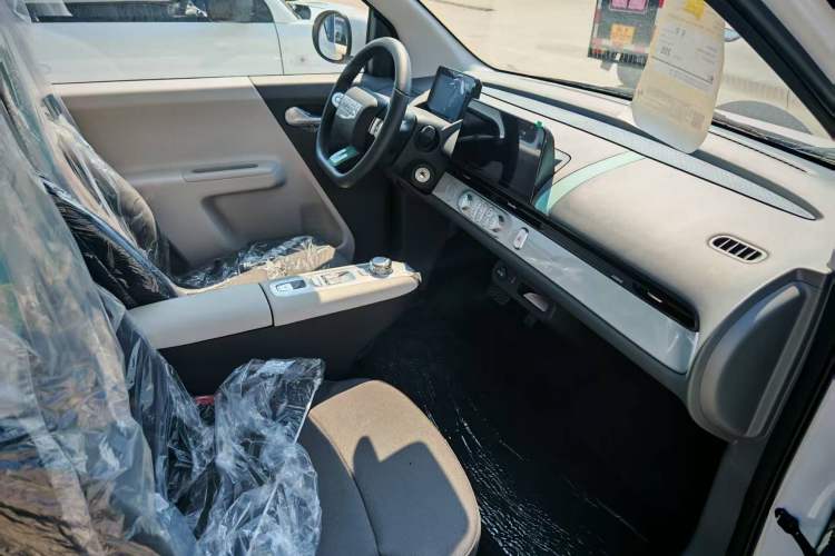 Used CHANGAN Lumin 2025 205 km Xiangqin Version Interior 10