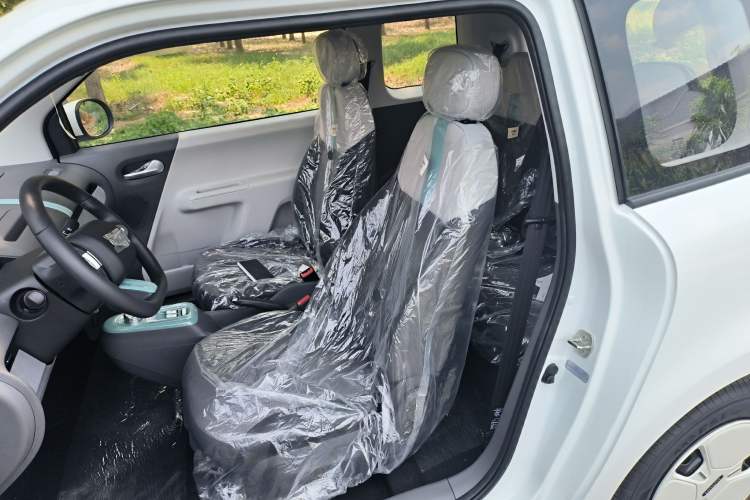 Used CHANGAN Lumin 2025 205km Refreshing Edition Interior 2