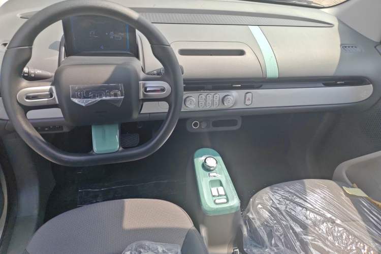 Used CHANGAN Lumin 2025 205km Refreshing Edition Interior 2