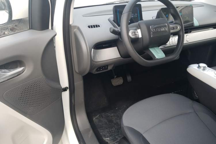 Used CHANGAN Lumin 2025 205 km Xiangqin Version Interior 2