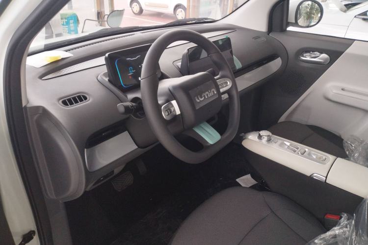 Used CHANGAN Lumin 2025 205 km Xiangqin Version Interior 3