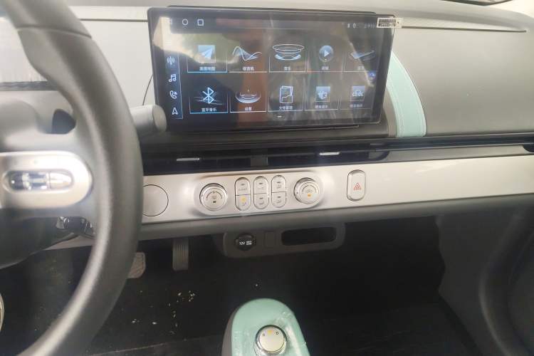 Used CHANGAN Lumin 2025 205km Refreshing Edition Interior 3