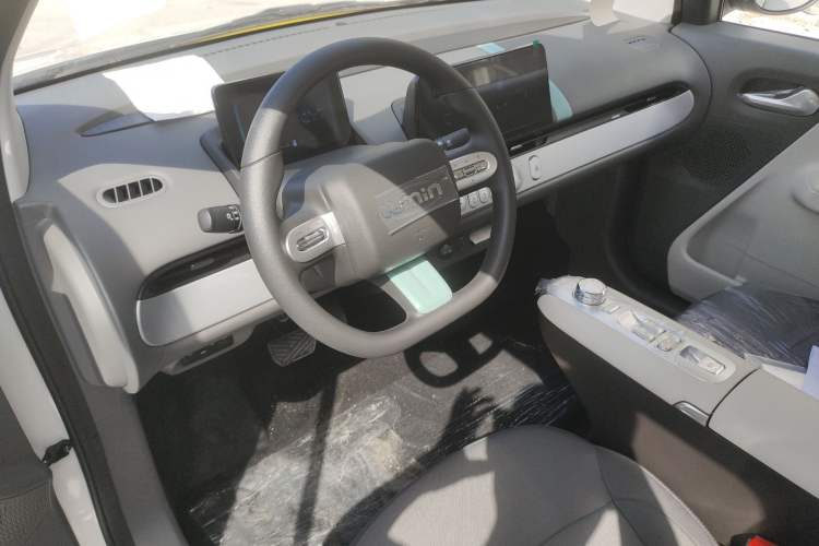 Used CHANGAN Lumin 2025 205 km Xiangqin Version Interior 3