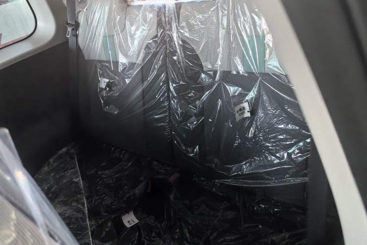 Used CHANGAN Lumin 2025 205 km Xiangqin Version Interior 3