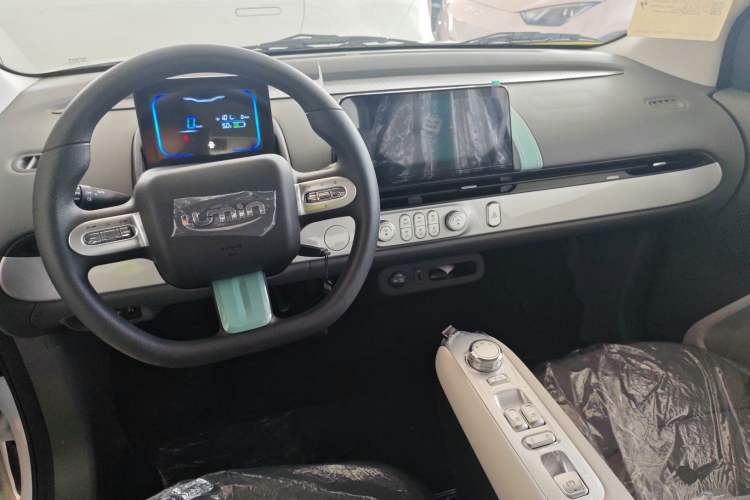 Used CHANGAN Lumin 2025 205 km Xiangqin Version Interior 3