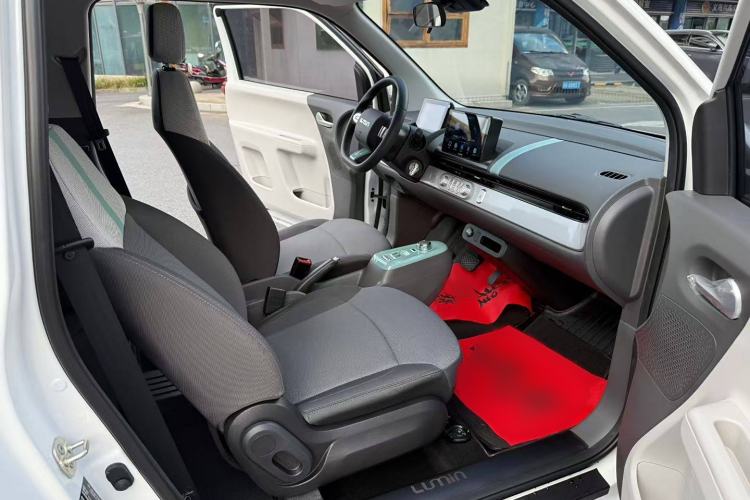 Used CHANGAN Lumin 2025 205km Refreshing Edition Interior 4