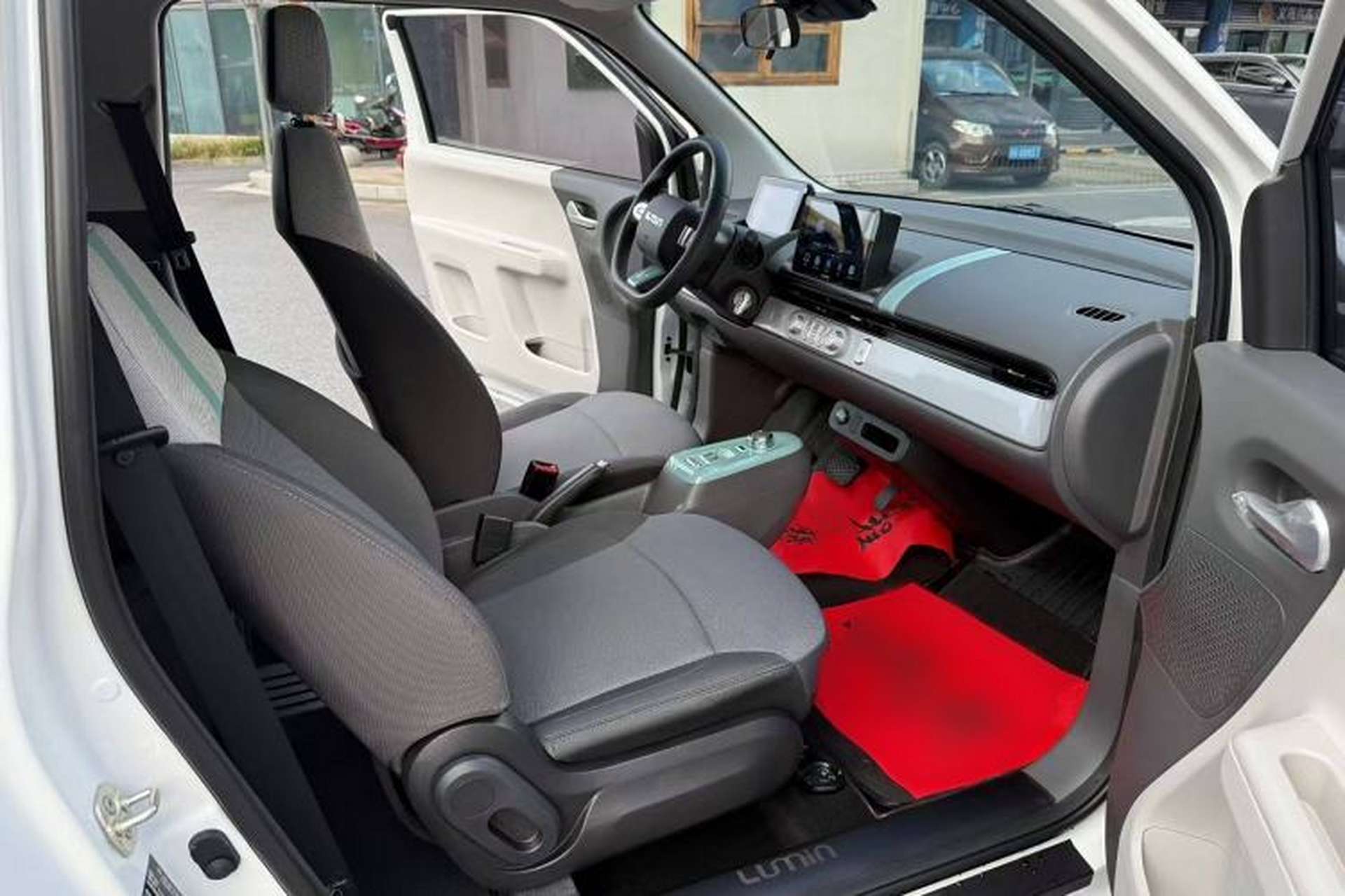 Used CHANGAN Lumin 2025 205km Refreshing Edition Interior 4