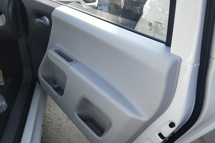 Used CHANGAN Lumin 2025 205km Refreshing Edition Interior 5