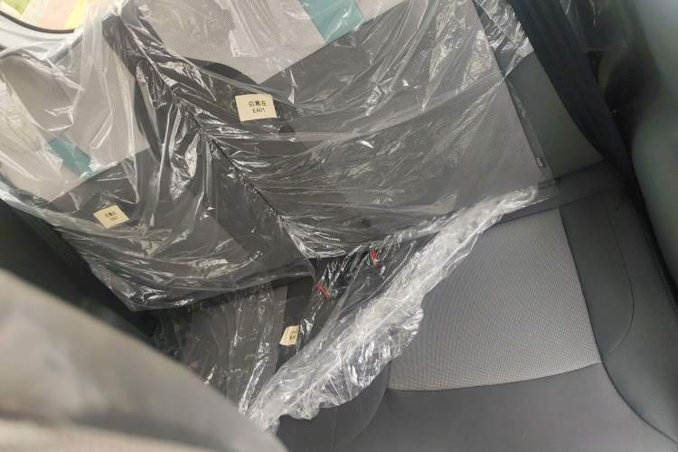 Used CHANGAN Lumin 2025 205km Refreshing Edition Interior 5