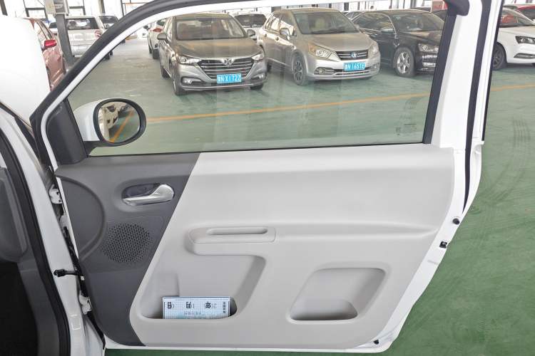 Used CHANGAN Lumin 2025 205 km Xiangqin Version Interior 5