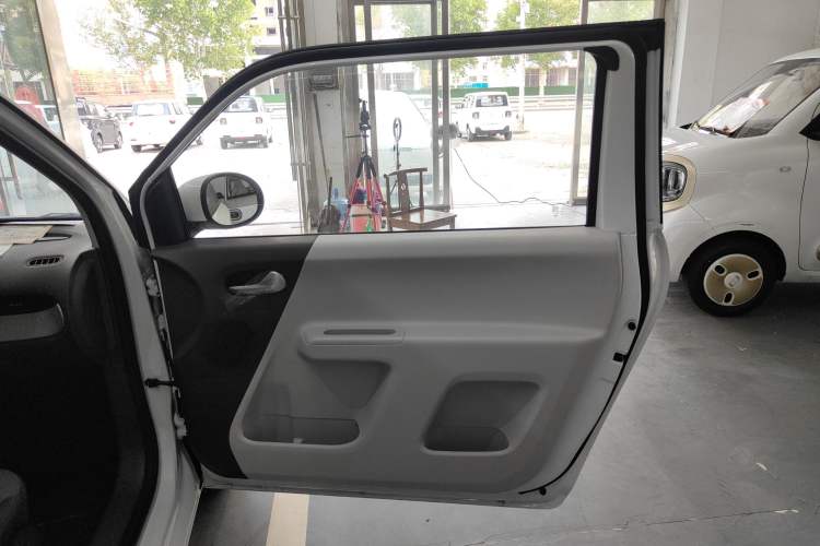 Used CHANGAN Lumin 2025 205 km Xiangqin Version Interior 5