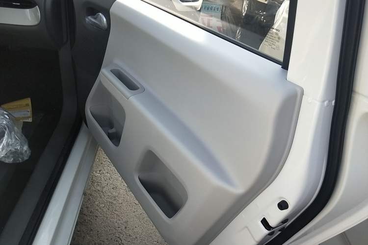 Used CHANGAN Lumin 2025 205km Refreshing Edition Interior 6