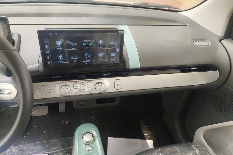 Used CHANGAN Lumin 2025 205km Refreshing Edition Interior 6