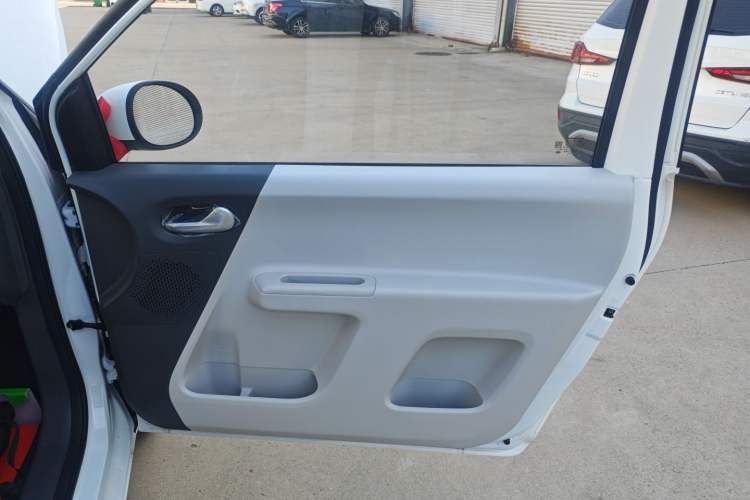 Used CHANGAN Lumin 2025 205 km Xiangqin Version Interior 6