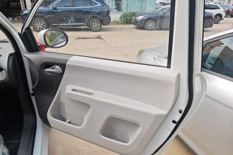 Used CHANGAN Lumin 2025 205km Refreshing Edition Interior 6