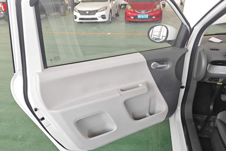 Used CHANGAN Lumin 2025 205 km Xiangqin Version Interior 7