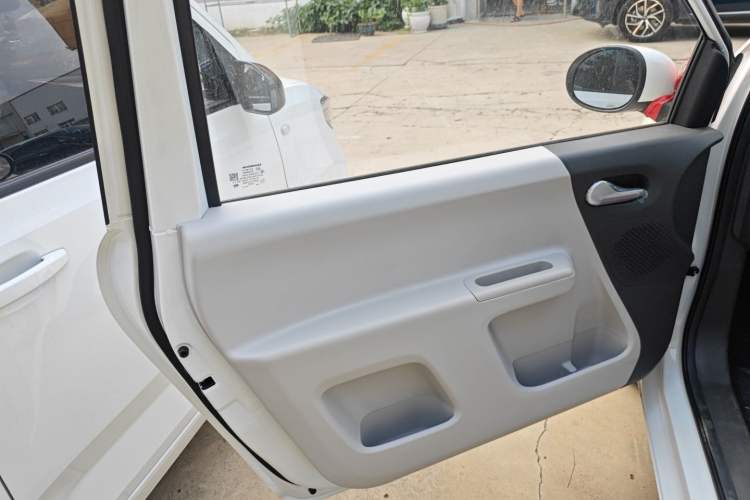 Used CHANGAN Lumin 2025 205km Refreshing Edition Interior 7