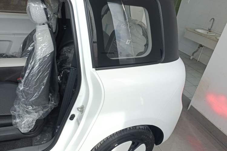 Used CHANGAN Lumin 2025 205 km Xiangqin Version Interior 8